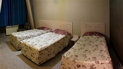 اتاق سه تخته هتل ارشاد سرعین اتاق سه تخته هتل ارشاد سرعین